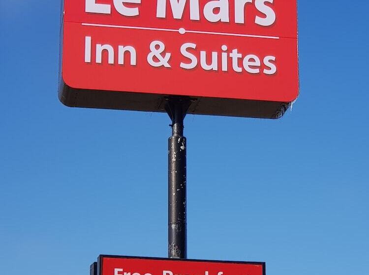 בית מלון כפרי Le Mars Inn And Suites