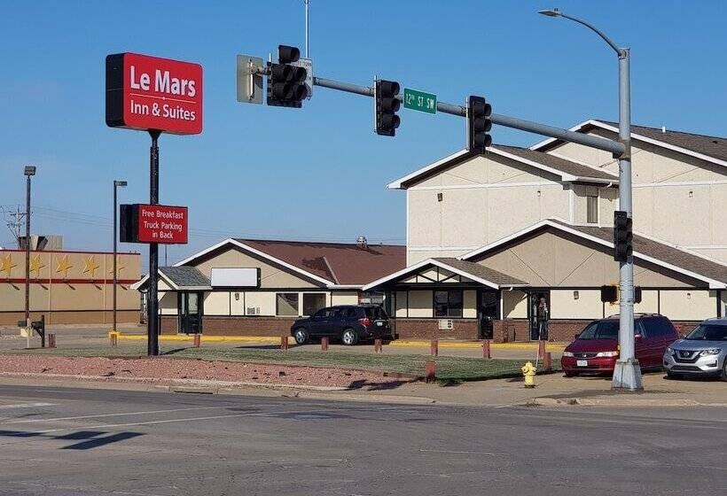 ホテル Le Mars Inn And Suites