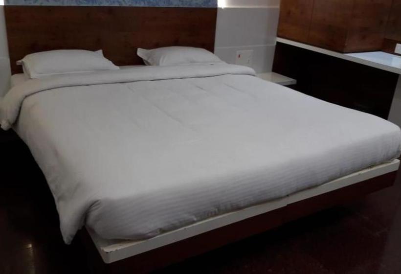 호텔 Madhuvan International By Amoghraj