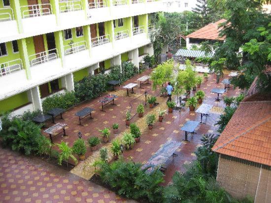 호텔 Madhuvan International By Amoghraj