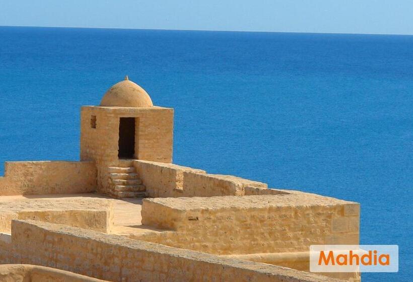 酒店 Mahdia Beach & Aqua Park