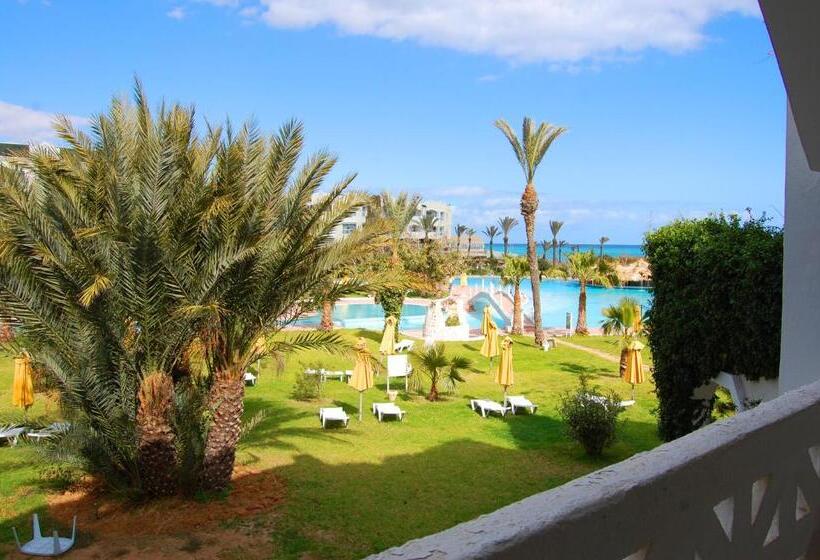 酒店 Mahdia Beach & Aqua Park