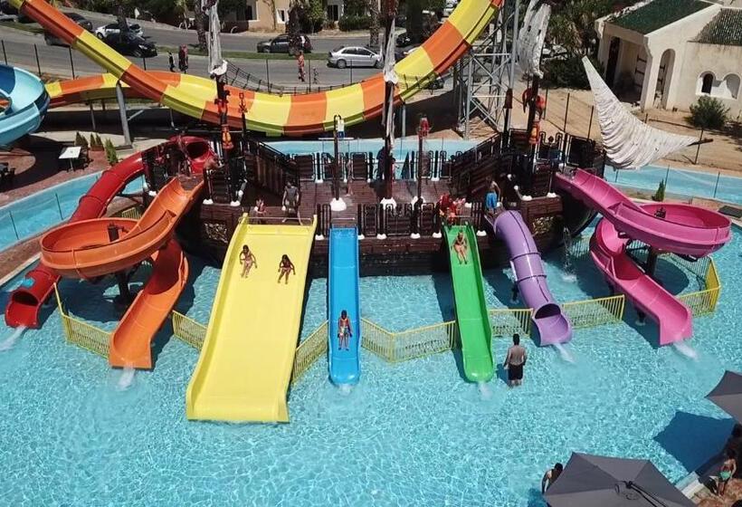 酒店 Mahdia Beach & Aqua Park