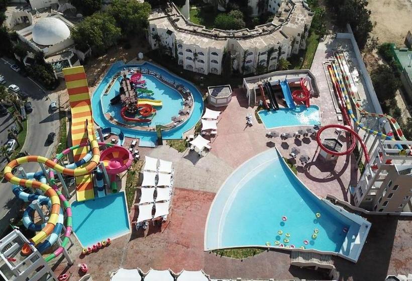 酒店 Mahdia Beach & Aqua Park