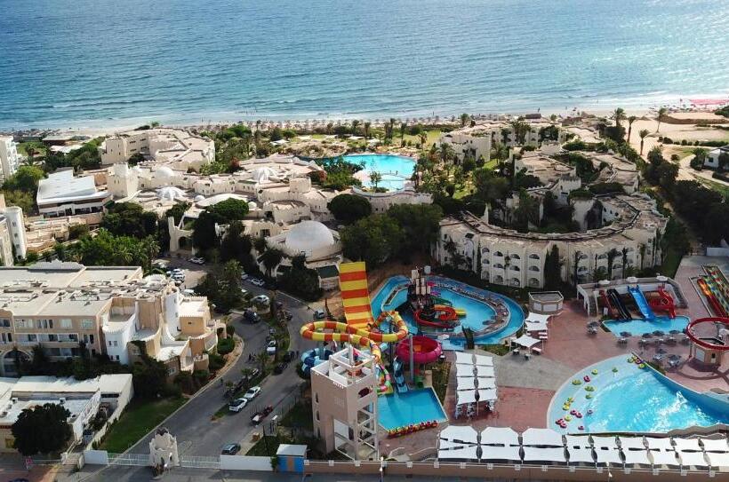 酒店 Mahdia Beach & Aqua Park