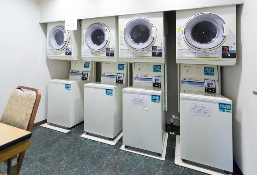 בית מלון כפרי Minamisenri Crystal