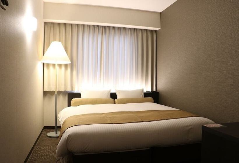 בית מלון כפרי Minamisenri Crystal