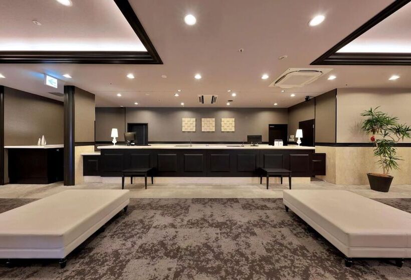 בית מלון כפרי Minamisenri Crystal