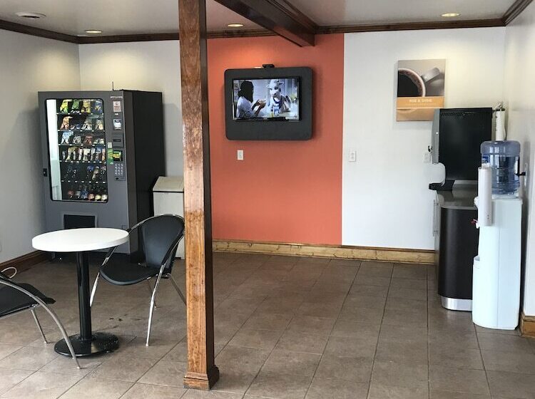 فندق Northway Inn Queensbury   Lake George