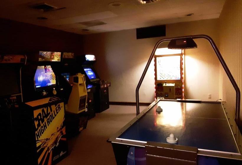 فندق Norwood Inn Hudson  Akron North