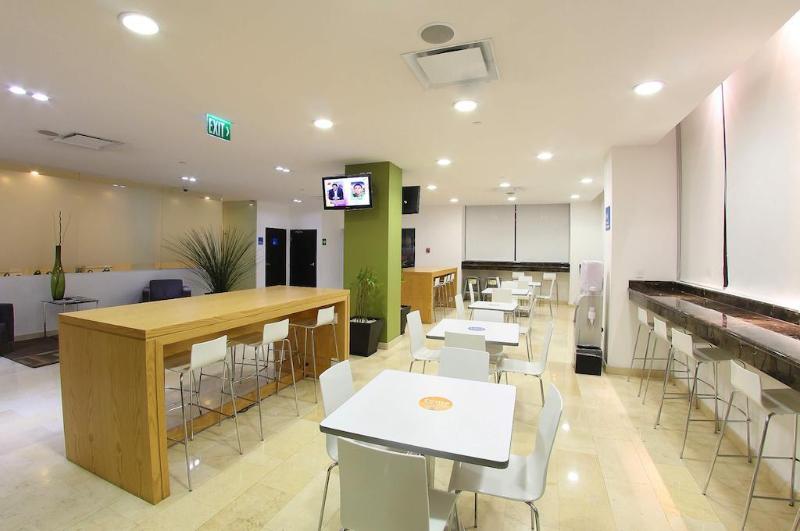 בית מלון כפרי One Culiacan Forum