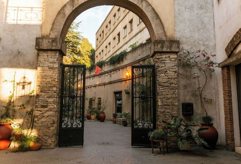 ホテル Plaza Central Canning