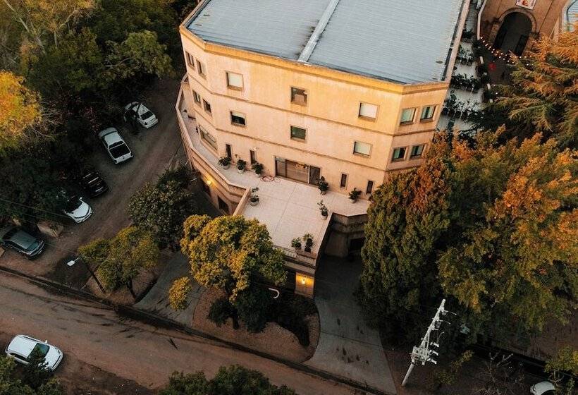 ホテル Plaza Central Canning