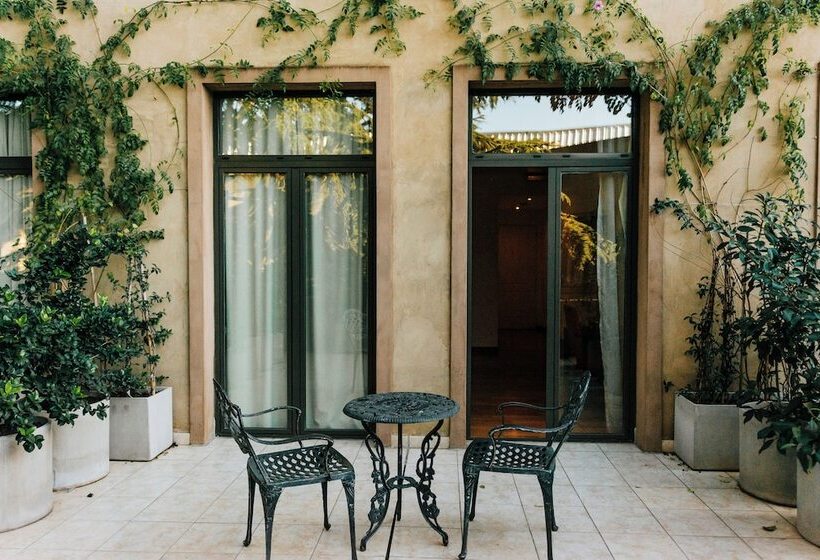 ホテル Plaza Central Canning