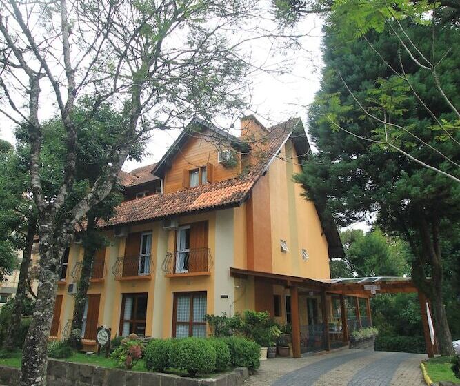 فندق Pousada Aguia Branca