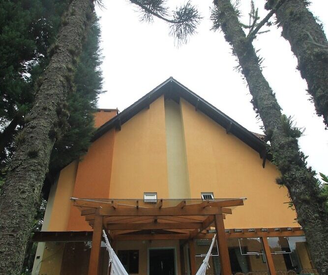 فندق Pousada Aguia Branca