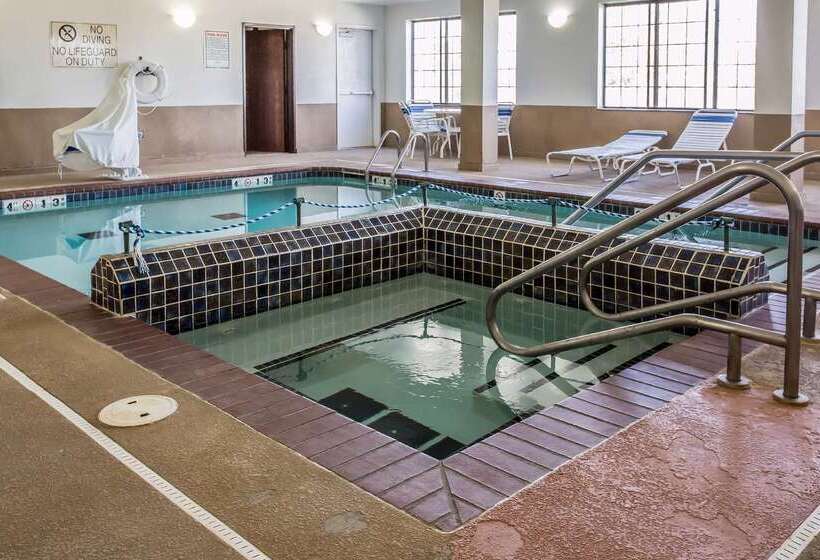 فندق Quality Inn & Suites