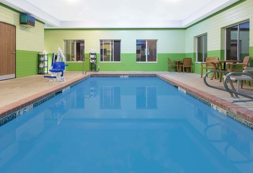 فندق Quality Inn & Suites