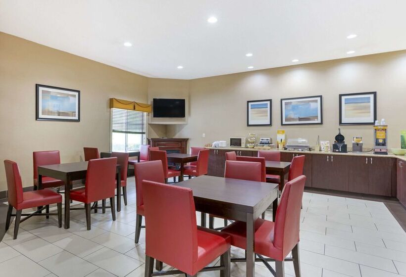 Отель Quality Suites La Grange