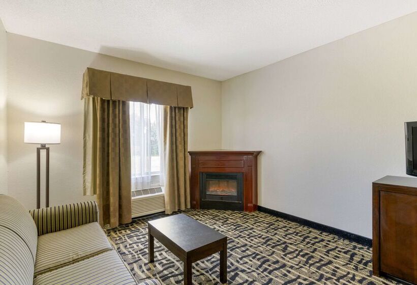 בית מלון כפרי Quality Suites La Grange