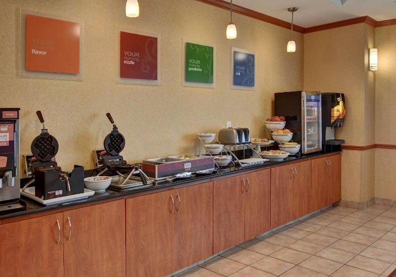 Отель Quality Suites Near Cedar Creek Lake