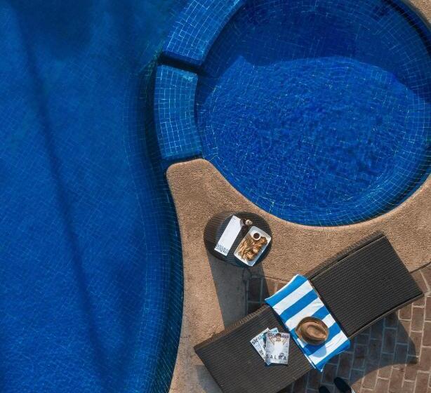 Отель Quinta San Carlos