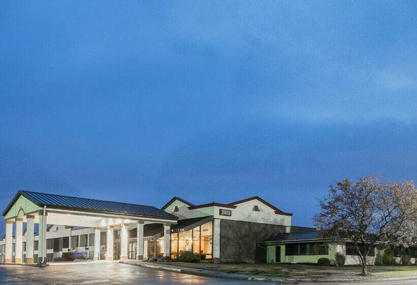 בית מלון כפרי Red Roof Inn & Suites Mt Holly  Mcguire Afb