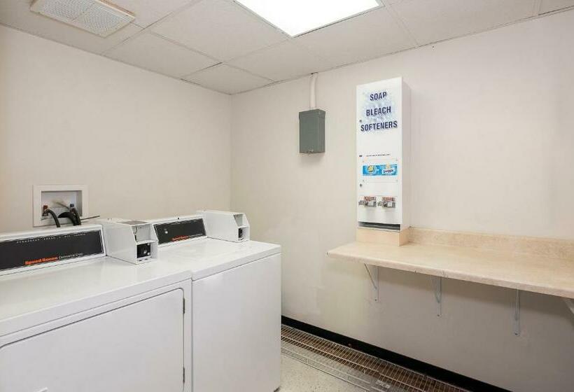 فندق Red Roof Inn & Suites Mt Holly  Mcguire Afb