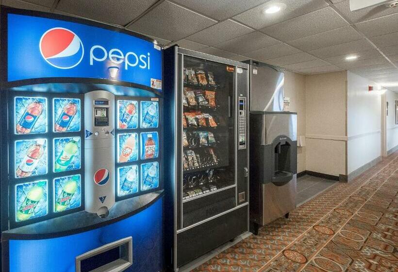 فندق Red Roof Inn & Suites Mt Holly  Mcguire Afb