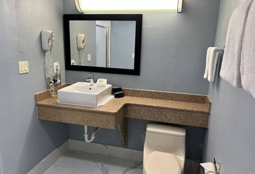 فندق Red Roof Inn & Suites Mt Holly  Mcguire Afb