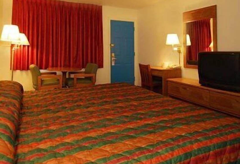 فندق Rodeway Inn