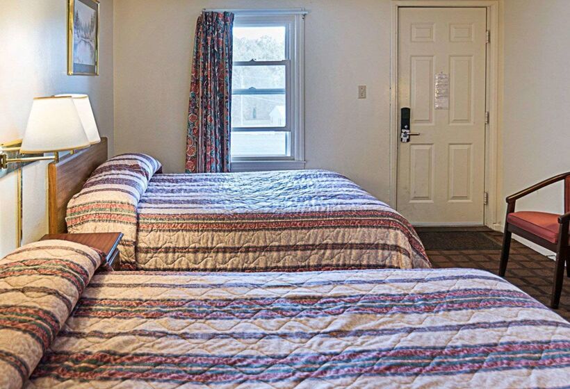 فندق Rodeway Inn