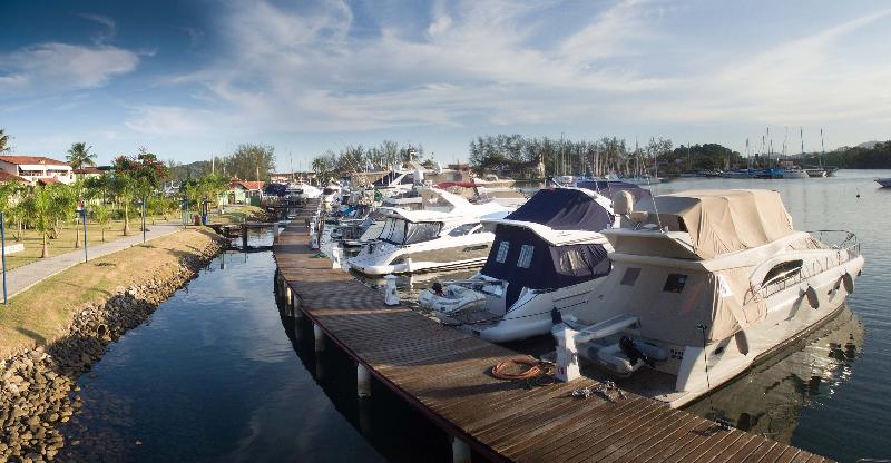 ホテル Samba Angra dos Reis