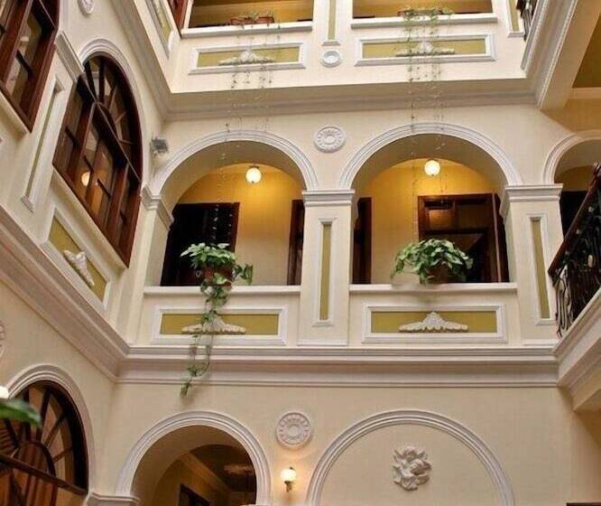 호텔 San Marino Royal