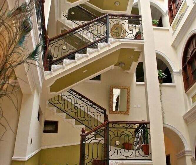 호텔 San Marino Royal