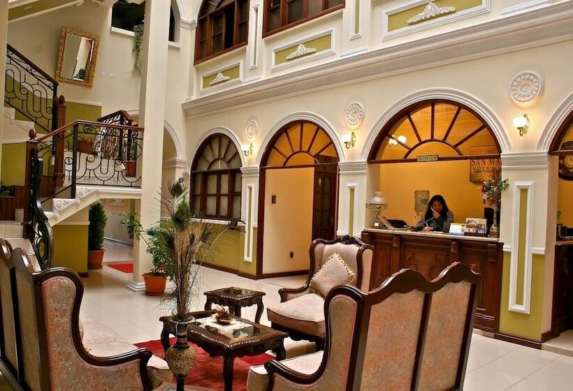 호텔 San Marino Royal