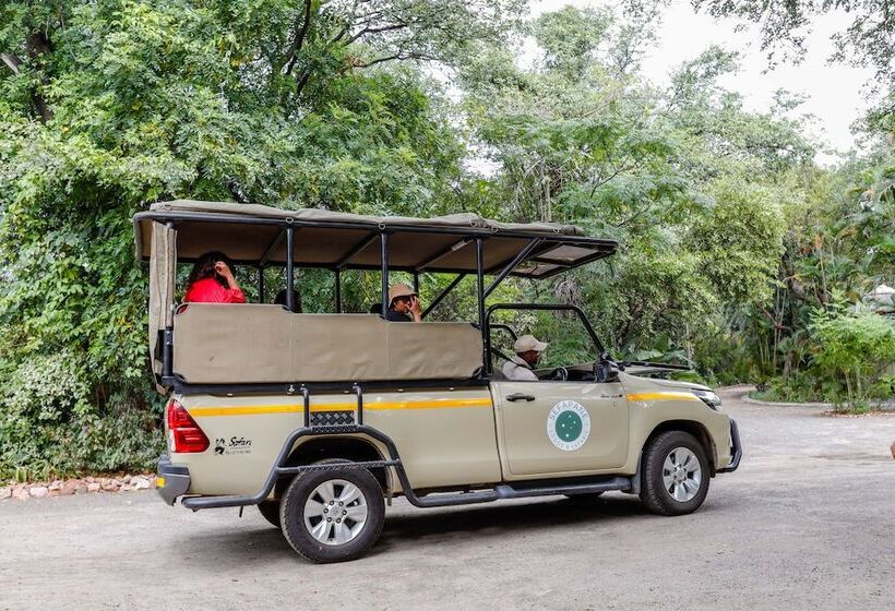 ホテル Sefapane Lodge And Safaris