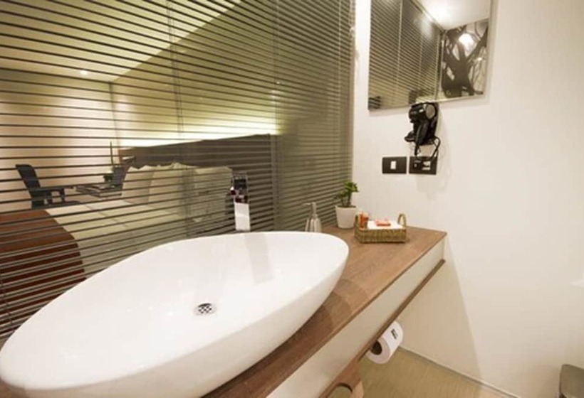 Отель Shg Bogota 100 Design