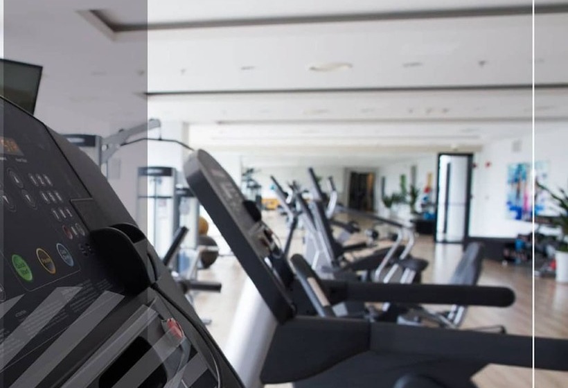 Отель Shg Bogota 100 Design