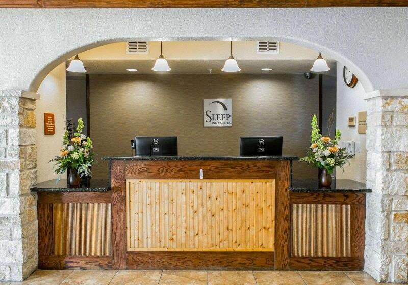 酒店 Sleep Inn & Suites Near Palmetto State Park