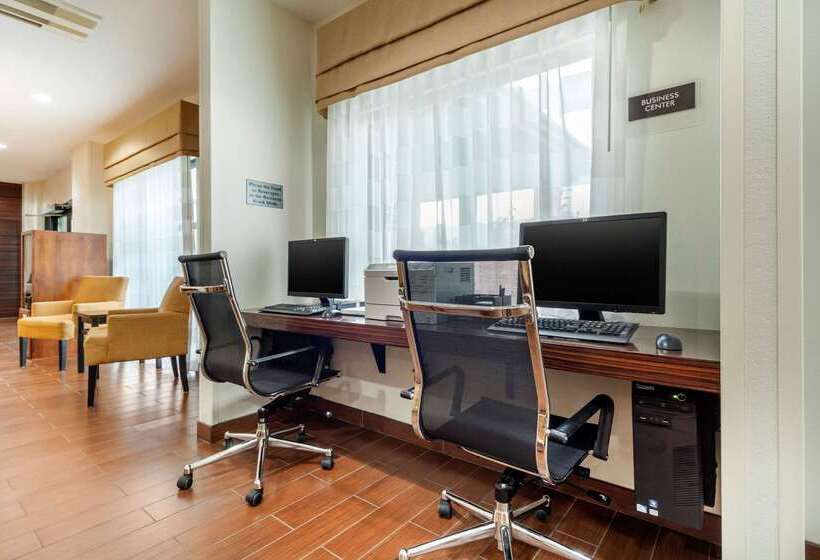 酒店 Sleep Inn & Suites Grand Forks Near Alerus Center