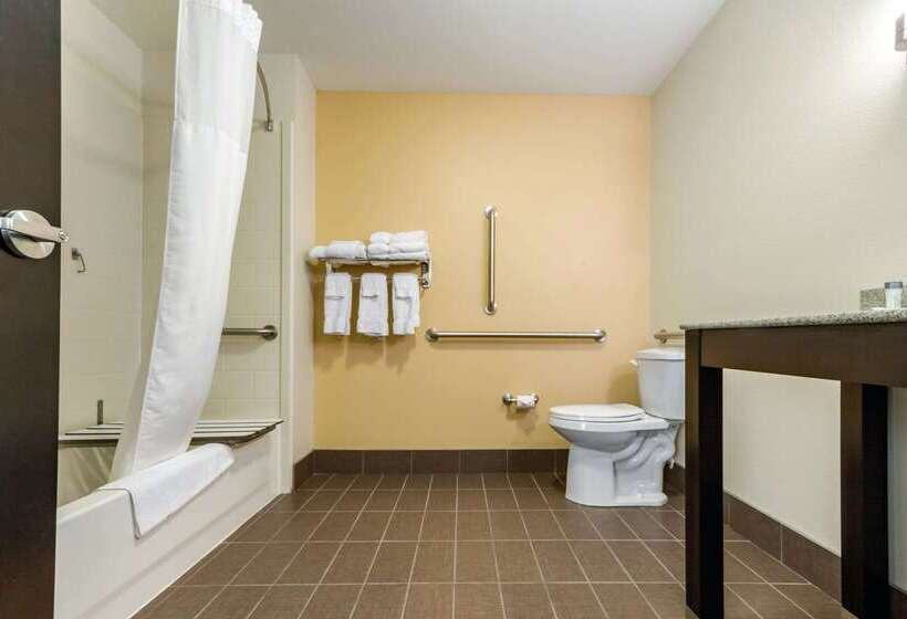 酒店 Sleep Inn & Suites Grand Forks Near Alerus Center