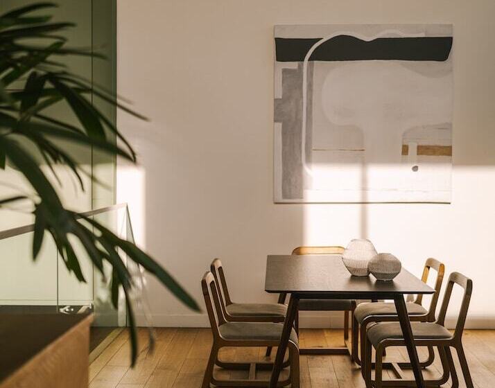 ホテル The Monarch