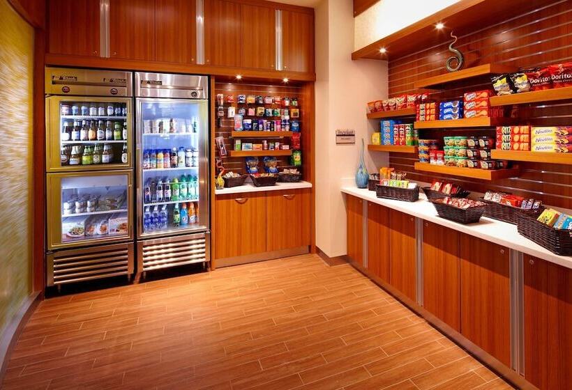هتل Springhill Suites By Marriott Pittsburgh Latrobe