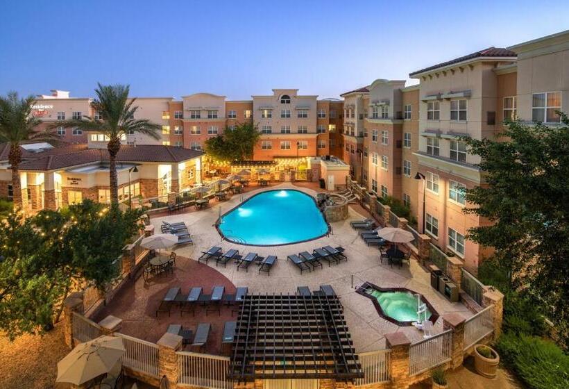 בית מלון כפרי Springhill Suites Phoenix Glendale Sports & Entertainment District