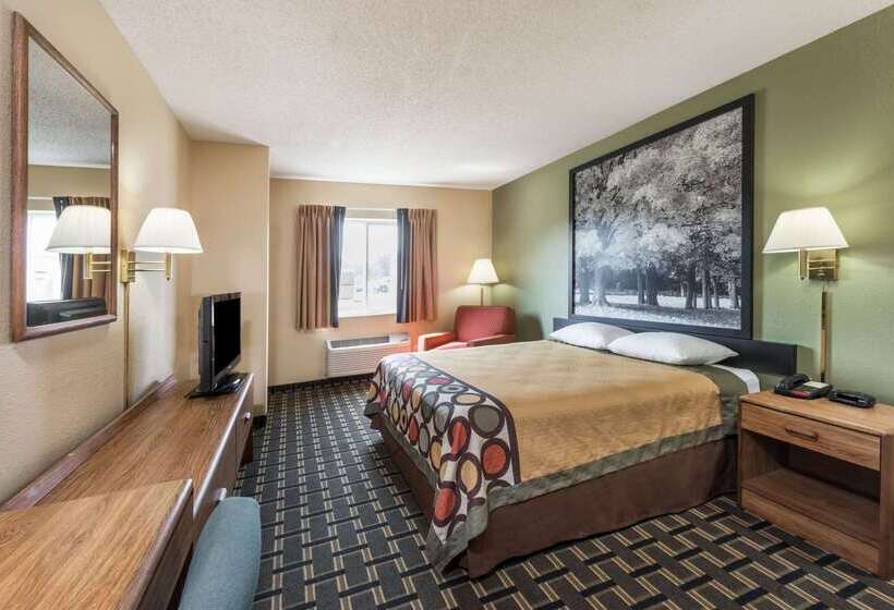 فندق Super 8 By Wyndham Greenville