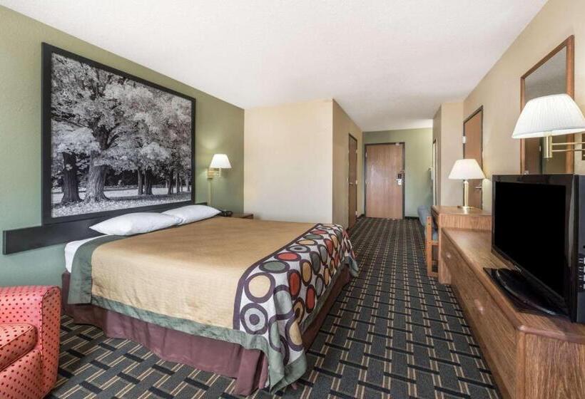 فندق Super 8 By Wyndham Greenville