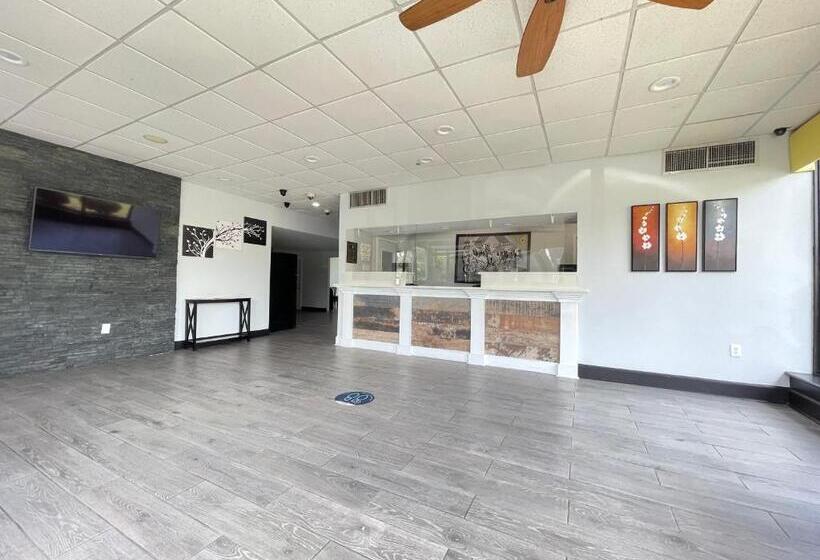 ホテル Super 8 By Wyndham Hardeeville