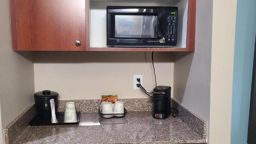 ホテル Super 8 By Wyndham Lubbock West