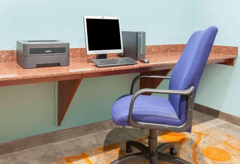 ホテル Super 8 By Wyndham Lubbock West